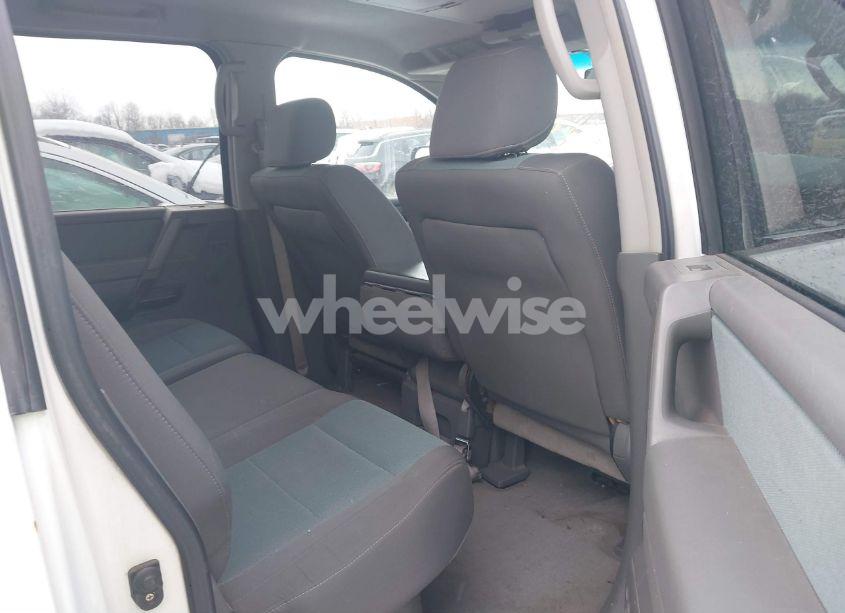 Photo 8 of 2005 Nissan Titan XE (VIN 1N6BA07B35N544612)