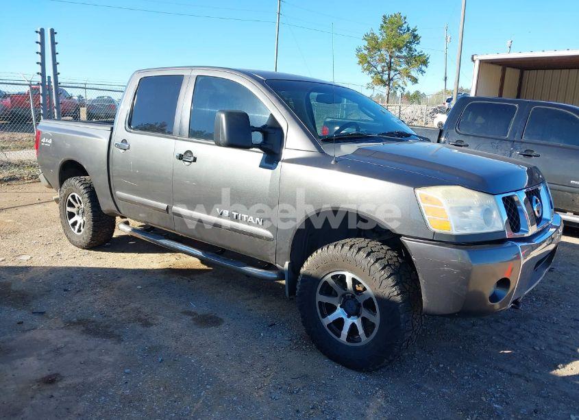 2006 Nissan Titan SE (VIN 1N6BA07B66N533153) main photo