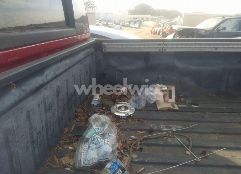 Photo 12 of 2005 Nissan Titan SE (VIN 1N6BA07B85N563950)