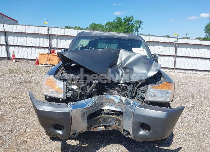 Photo 10 of 2008 Nissan Titan SE (VIN 1N6BA07C68N341727)