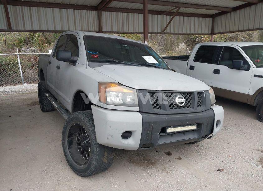 2008 Nissan Titan LE/SE (VIN 1N6BA07DX8N339911) main photo