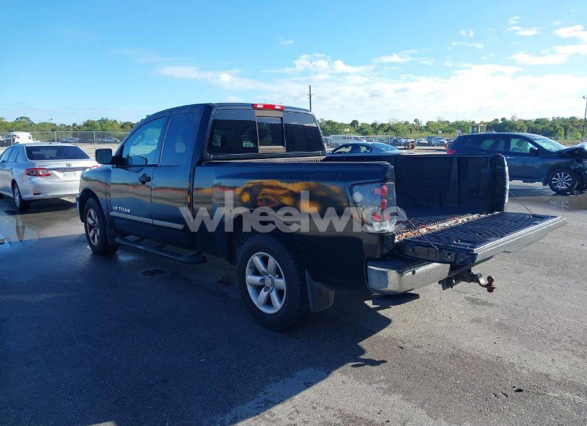 Photo 3 of 2011 Nissan Titan SV (VIN 1N6BA0CA1BN309859)