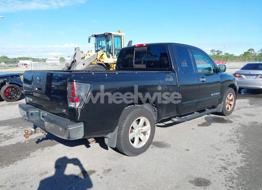 Photo 4 of 2011 Nissan Titan SV (VIN 1N6BA0CA1BN309859)