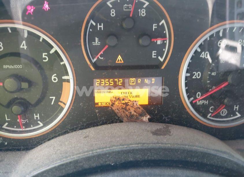 Photo 15 of 2012 Nissan Titan SV (VIN 1N6BA0CA5CN307937)