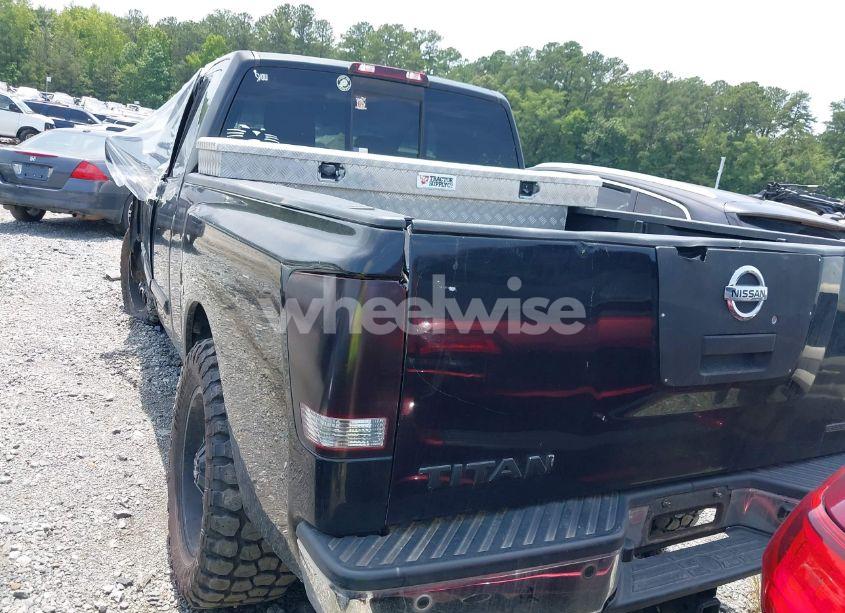 Photo 3 of 2012 Nissan Titan SV (VIN 1N6BA0CA5CN307937)