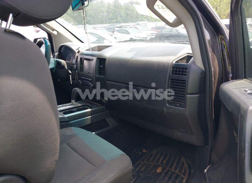 Photo 5 of 2012 Nissan Titan SV (VIN 1N6BA0CA5CN307937)