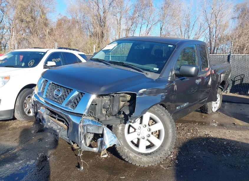 Photo 2 of 2010 Nissan Titan SE (VIN 1N6BA0CC7AN315181)