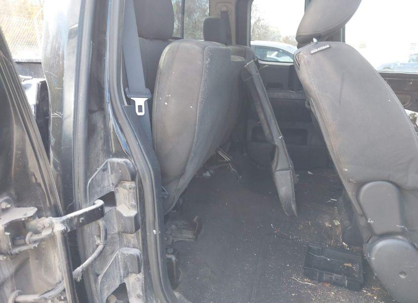 Photo 8 of 2011 Nissan Titan SV (VIN 1N6BA0CC7BN300682)