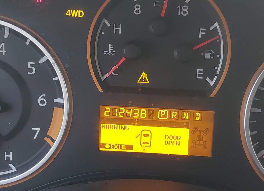 Photo 15 of 2010 Nissan Titan SE (VIN 1N6BA0EC0AN320526)