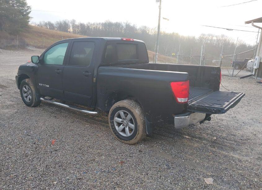 Photo 3 of 2010 Nissan Titan SE (VIN 1N6BA0EC0AN320526)