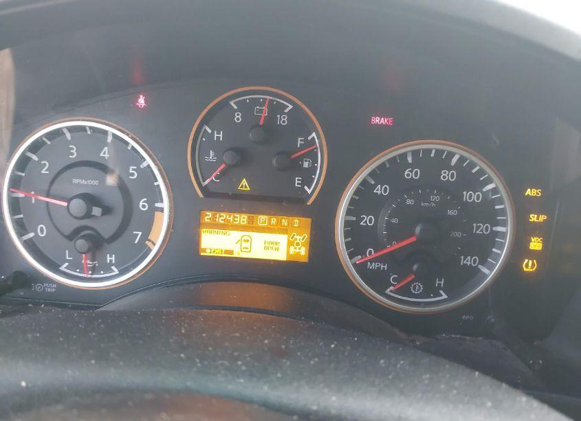 Photo 7 of 2010 Nissan Titan SE (VIN 1N6BA0EC0AN320526)