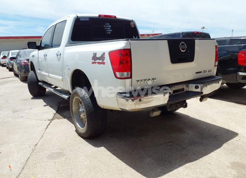 Photo 3 of 2012 Nissan Titan SV (VIN 1N6BA0EC0CN315944)