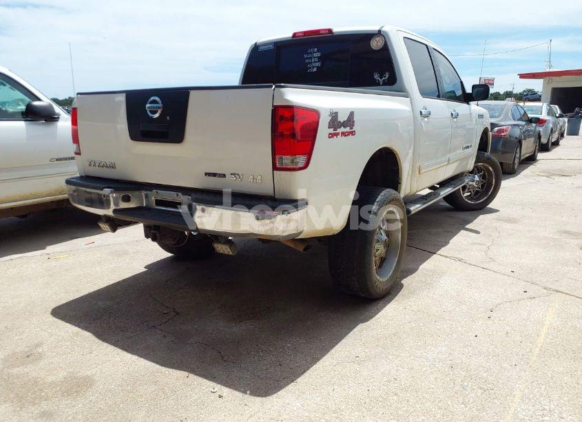 Photo 4 of 2012 Nissan Titan SV (VIN 1N6BA0EC0CN315944)