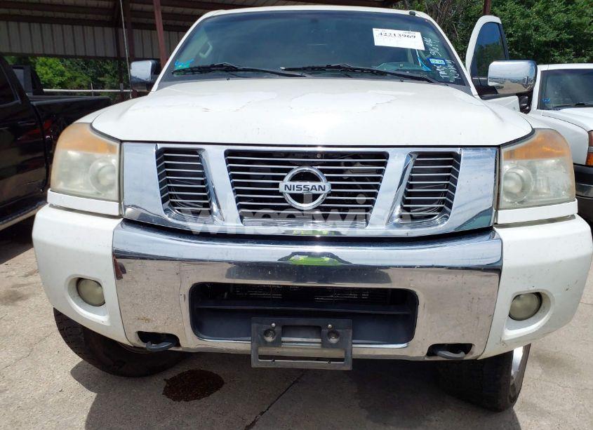 Photo 6 of 2012 Nissan Titan SV (VIN 1N6BA0EC0CN315944)