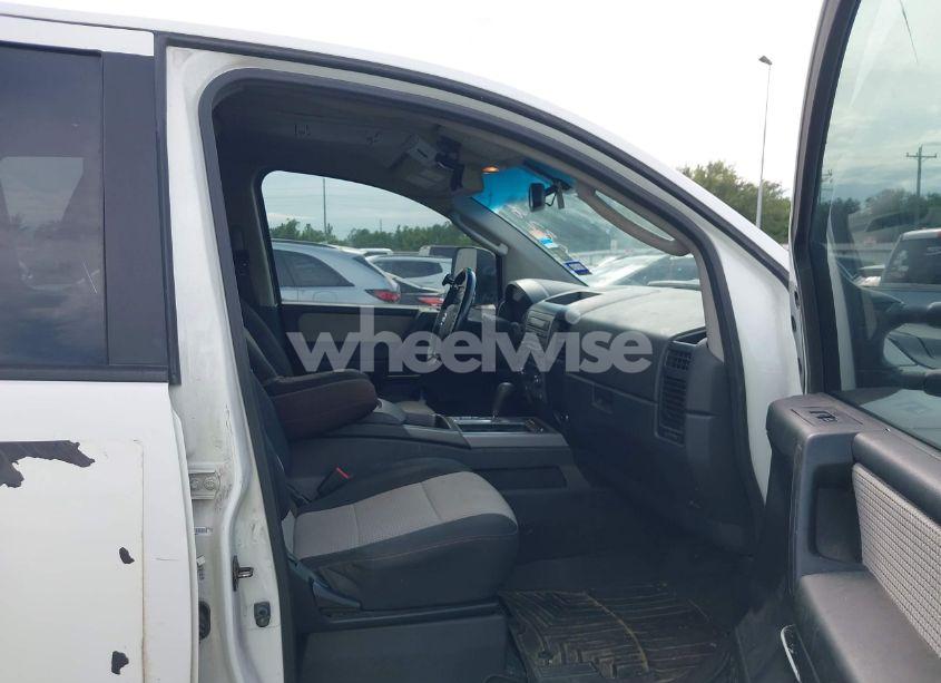 Photo 5 of 2010 Nissan Titan PRO-4X (VIN 1N6BA0EC1AN307249)