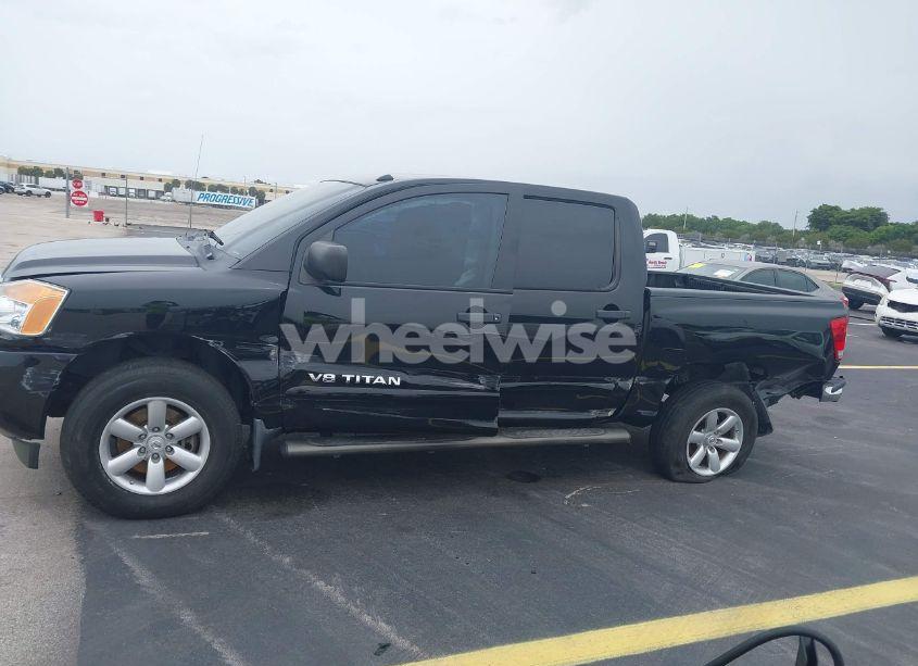 Photo 14 of 2014 Nissan Titan SV (VIN 1N6BA0EC1EN515685)