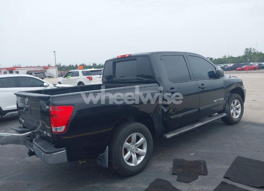 Photo 4 of 2014 Nissan Titan SV (VIN 1N6BA0EC1EN515685)