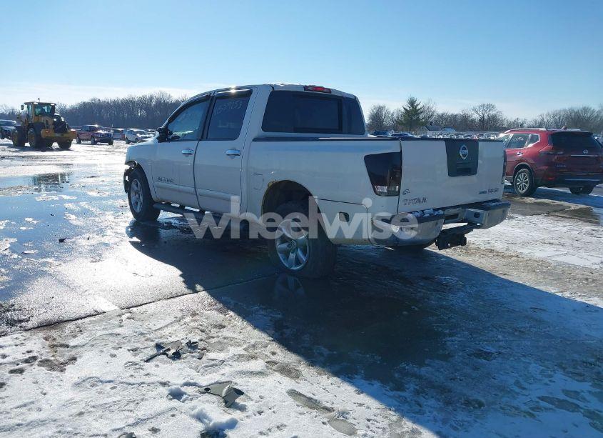 Photo 3 of 2010 Nissan Titan SE (VIN 1N6BA0EC2AN312850)
