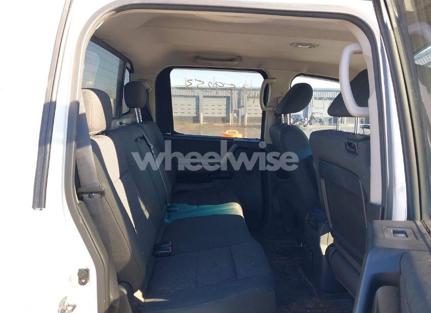 Photo 8 of 2010 Nissan Titan SE (VIN 1N6BA0EC2AN312850)