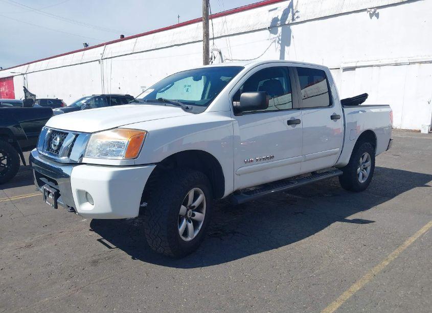 Photo 2 of 2011 Nissan Titan SV (VIN 1N6BA0EC3BN312387)