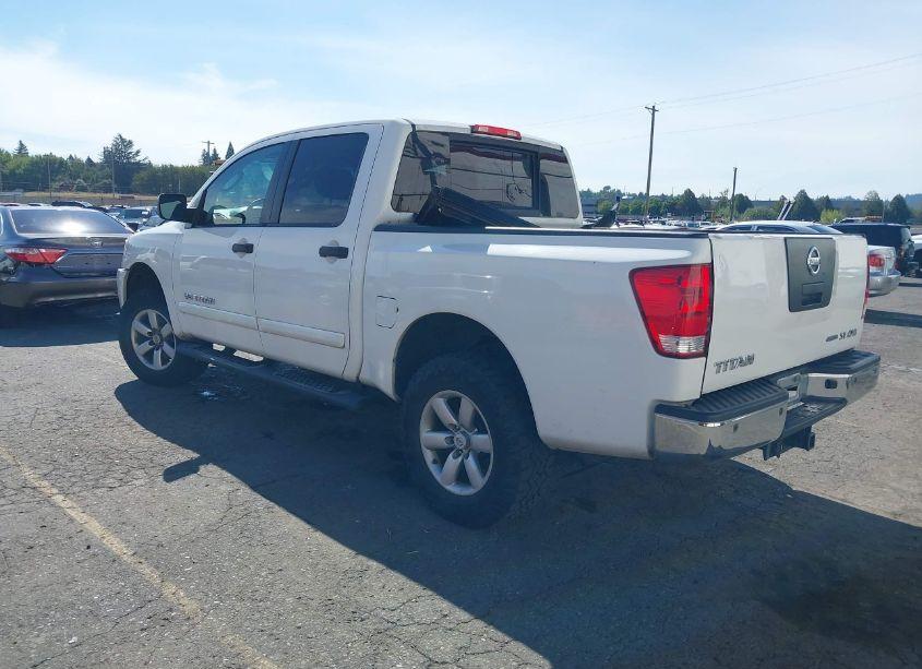 Photo 3 of 2011 Nissan Titan SV (VIN 1N6BA0EC3BN312387)