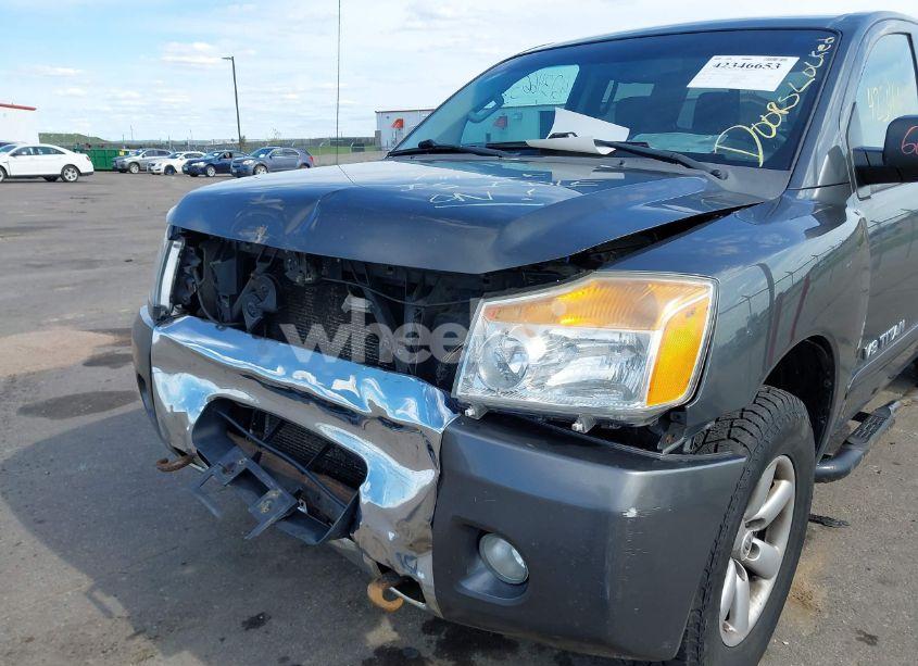 Photo 6 of 2012 Nissan Titan SV (VIN 1N6BA0EC4CN326168)