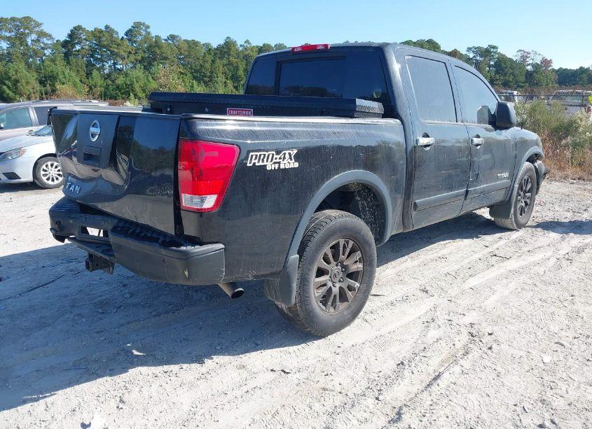 Photo 4 of 2012 Nissan Titan PRO-4X (VIN 1N6BA0EC5CN320587)