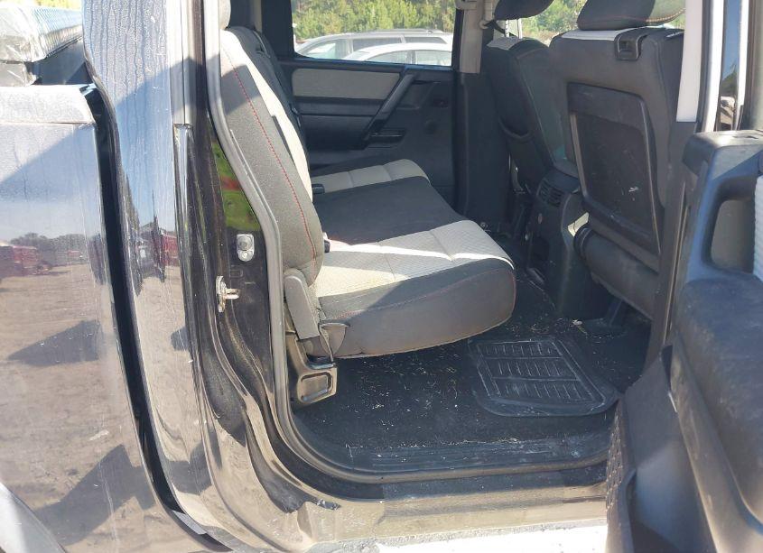 Photo 8 of 2012 Nissan Titan PRO-4X (VIN 1N6BA0EC5CN320587)
