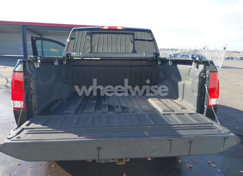 Photo 12 of 2015 Nissan Titan SV (VIN 1N6BA0EC5FN504139)