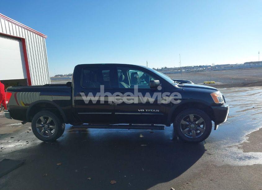 Photo 14 of 2015 Nissan Titan SV (VIN 1N6BA0EC5FN504139)