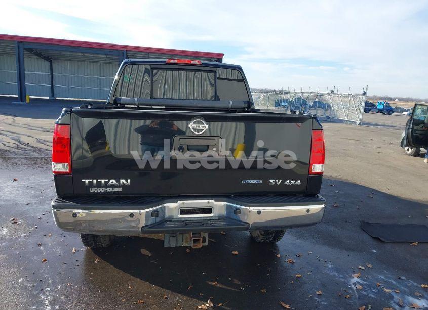 Photo 17 of 2015 Nissan Titan SV (VIN 1N6BA0EC5FN504139)