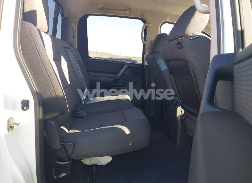 Photo 8 of 2012 Nissan Titan SV (VIN 1N6BA0EC6CN314734)