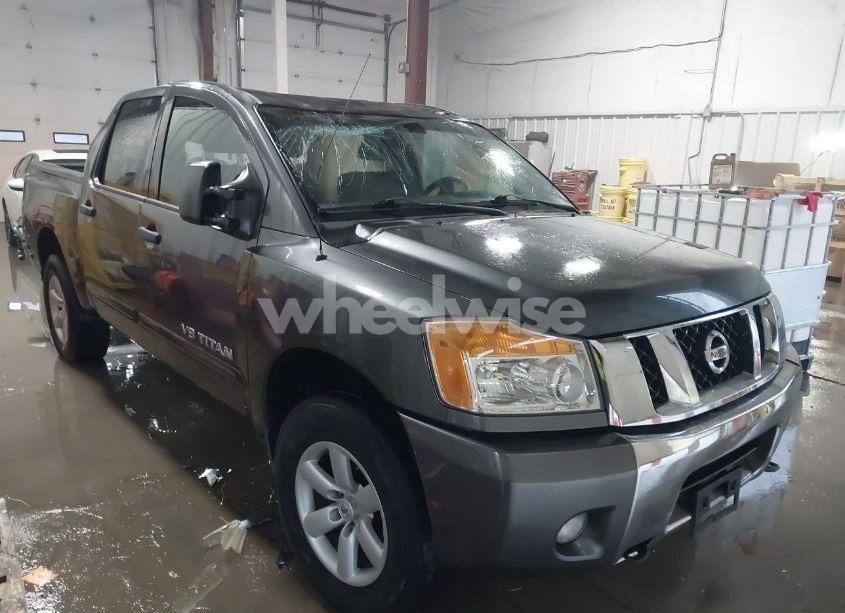 2010 Nissan Titan SE (VIN 1N6BA0EC7AN321219) main photo