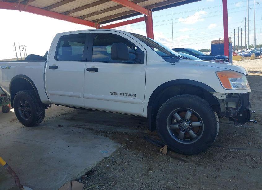 Photo 14 of 2015 Nissan Titan S/SV/SL/PRO-4X (VIN 1N6BA0EC7FN510508)