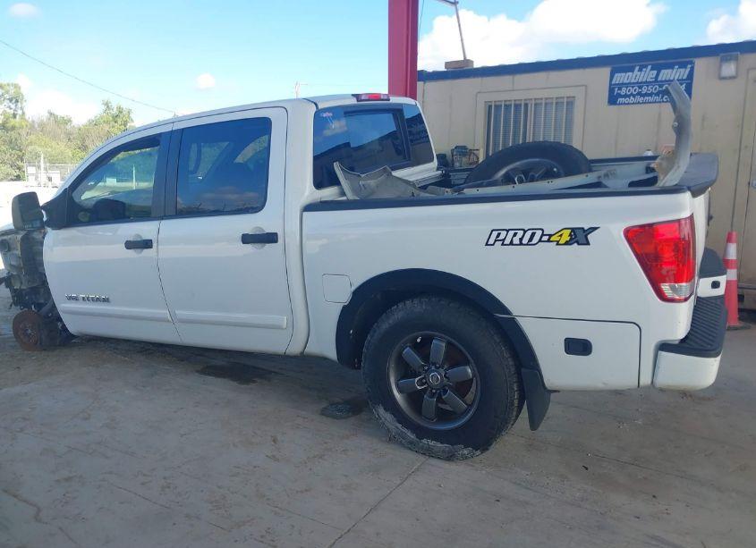 Photo 15 of 2015 Nissan Titan S/SV/SL/PRO-4X (VIN 1N6BA0EC7FN510508)