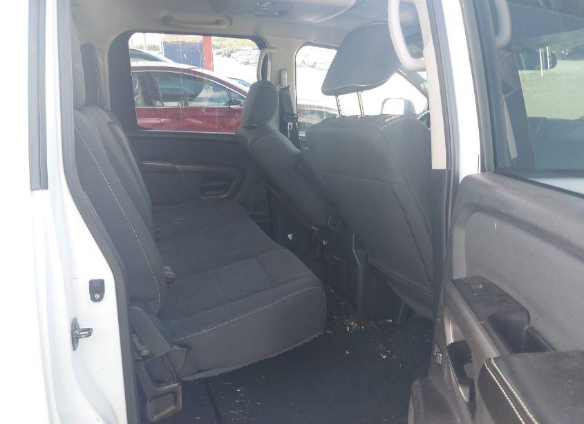 Photo 8 of 2015 Nissan Titan S/SV/SL/PRO-4X (VIN 1N6BA0EC7FN510508)