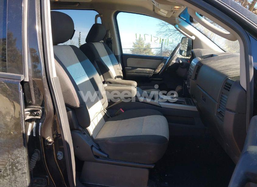 Photo 5 of 2011 Nissan Titan PRO-4X (VIN 1N6BA0EC8BN324762)