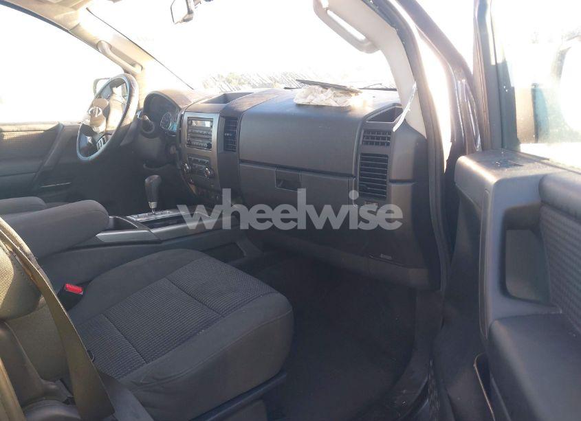 Photo 5 of 2012 Nissan Titan SV (VIN 1N6BA0EC9CN329535)