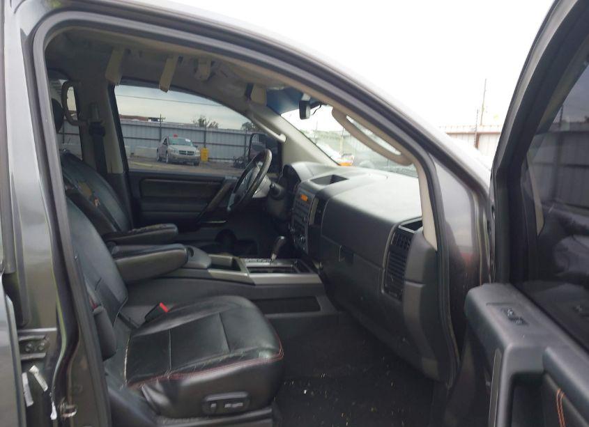 Photo 5 of 2011 Nissan Titan PRO-4X (VIN 1N6BA0ECXBN303380)