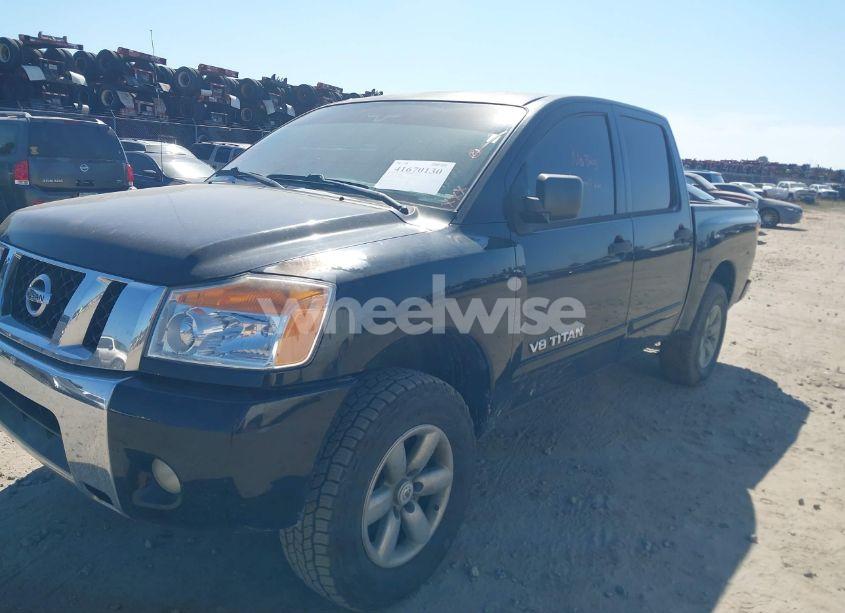 Photo 2 of 2011 Nissan Titan SV (VIN 1N6BA0ED0BN320293)