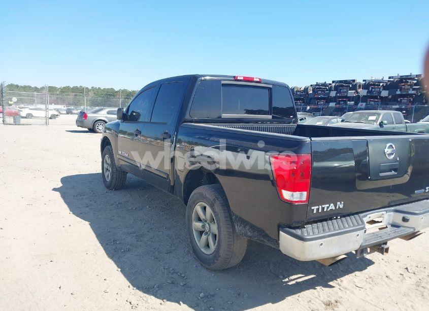 Photo 3 of 2011 Nissan Titan SV (VIN 1N6BA0ED0BN320293)