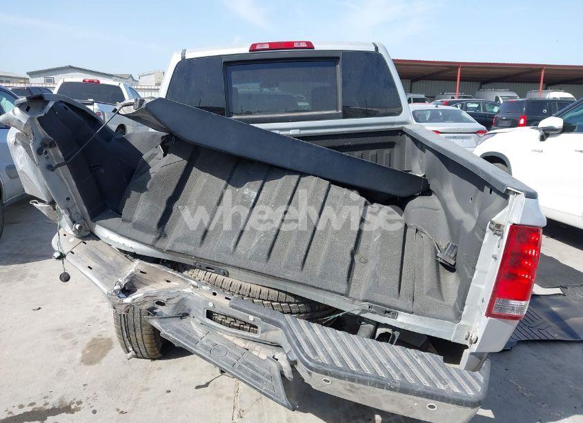 Photo 6 of 2015 Nissan Titan SV (VIN 1N6BA0ED0FN510956)