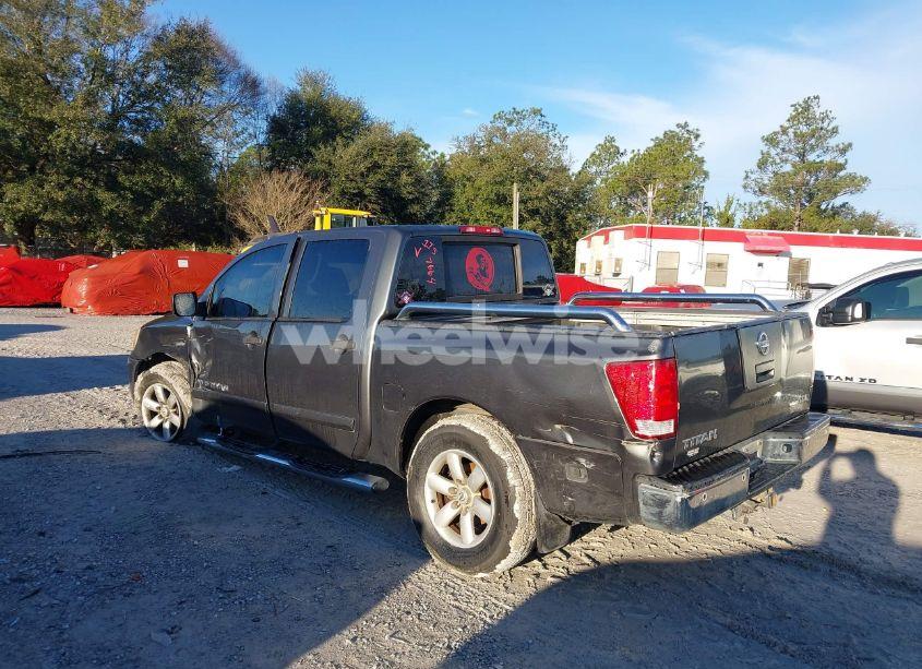 Photo 3 of 2011 Nissan Titan SV (VIN 1N6BA0ED1BN323008)