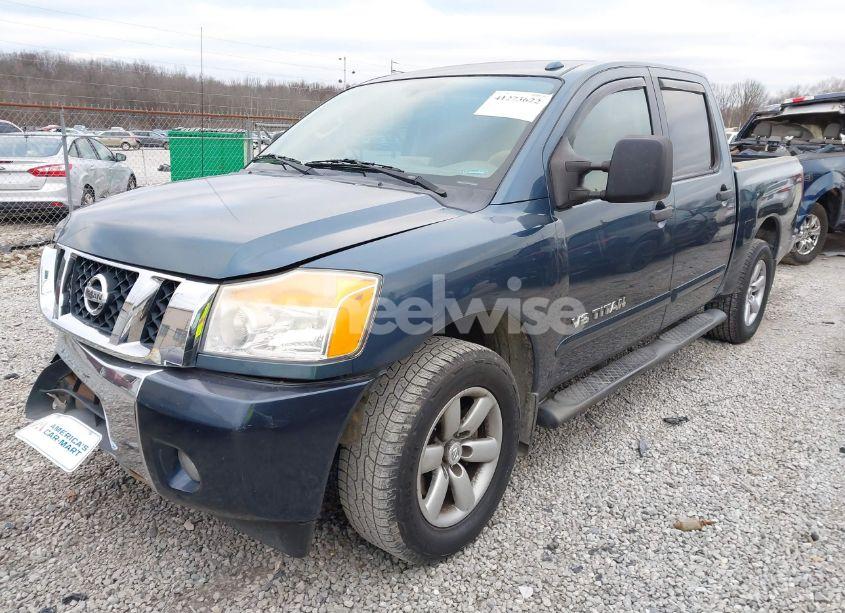 Photo 2 of 2014 Nissan Titan SV (VIN 1N6BA0ED1EN500791)