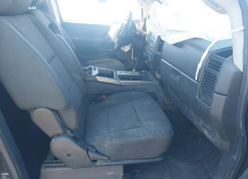 Photo 5 of 2012 Nissan Titan SV (VIN 1N6BA0ED2CN300452)
