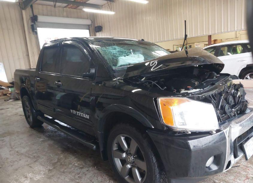 Photo 13 of 2015 Nissan Titan SV (VIN 1N6BA0ED2FN511526)