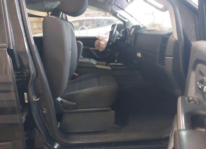 Photo 5 of 2015 Nissan Titan SV (VIN 1N6BA0ED2FN511526)