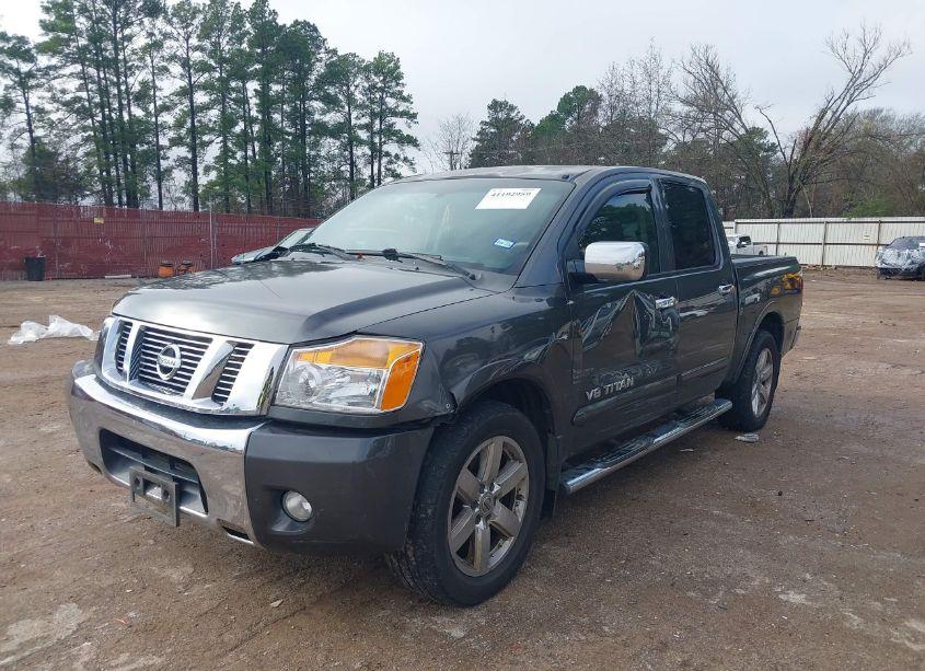 Photo 2 of 2010 Nissan Titan SE (VIN 1N6BA0ED3AN314650)