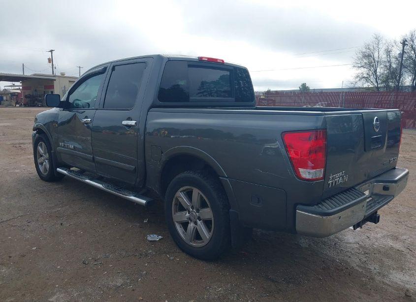 Photo 3 of 2010 Nissan Titan SE (VIN 1N6BA0ED3AN314650)