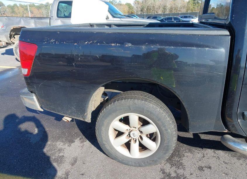 Photo 18 of 2011 Nissan Titan SV (VIN 1N6BA0ED3BN320725)
